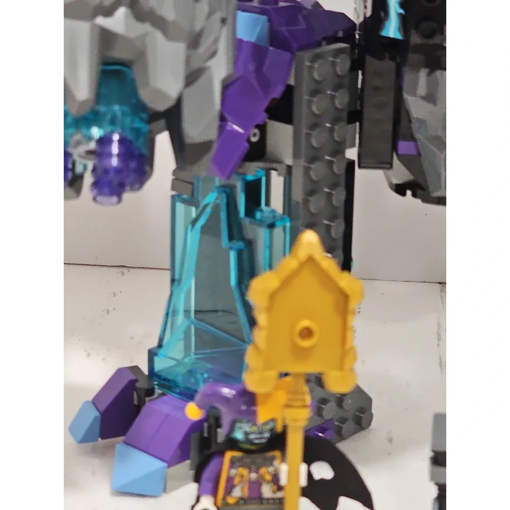 LEGO NEXO KNIGHTS: The Stone Colossus of Ultimate Destruction 70356 NOT COMPLETE
